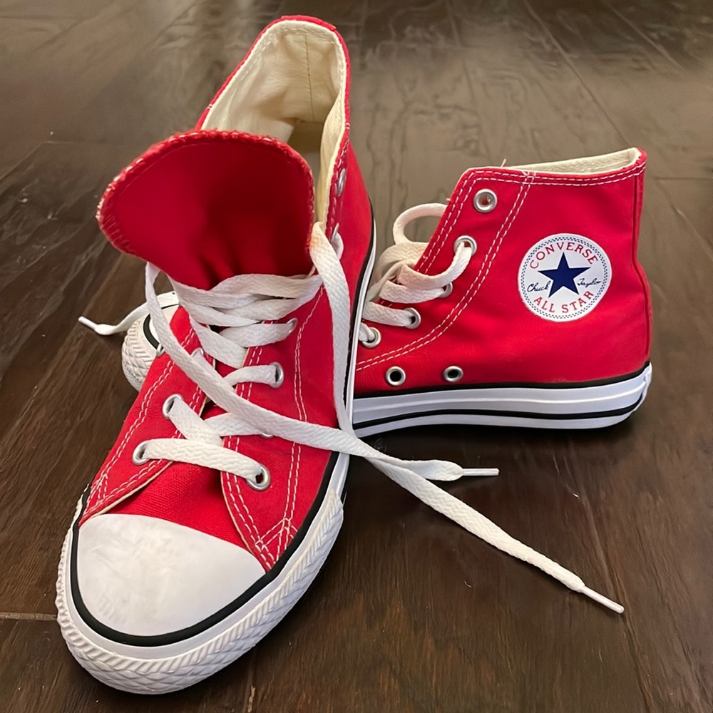 Boys Converse Chuck Taylor Allstar high tops